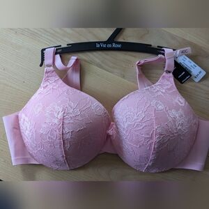 NWT La Vi En Rose Pink Lace Bra
